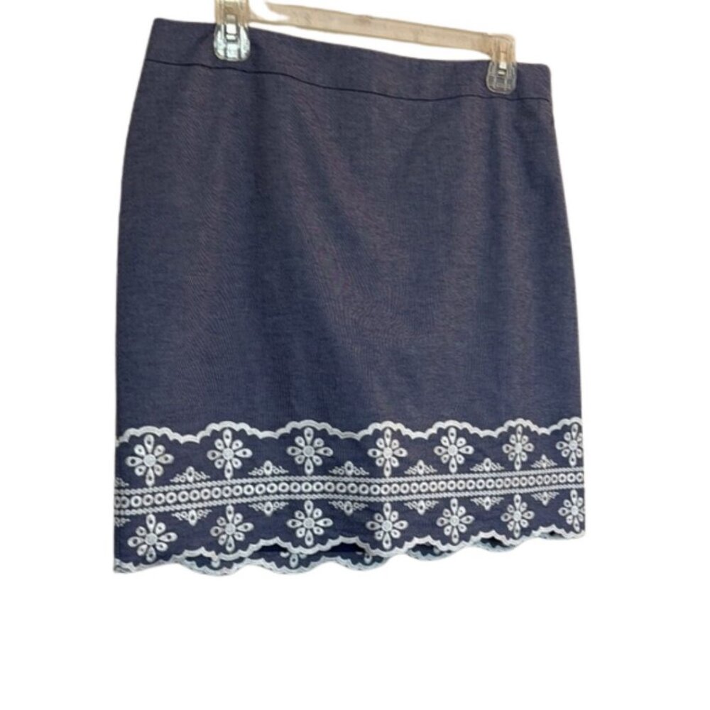 NWT! Talbots Blue Chambray Cotton Embroidered Floral Cottagecore Skirt Size 10P